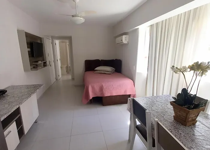 Apto 1 Quarto Em Bc, Vista Mar, Ar Condicionado Split No Quarto E Na Sala