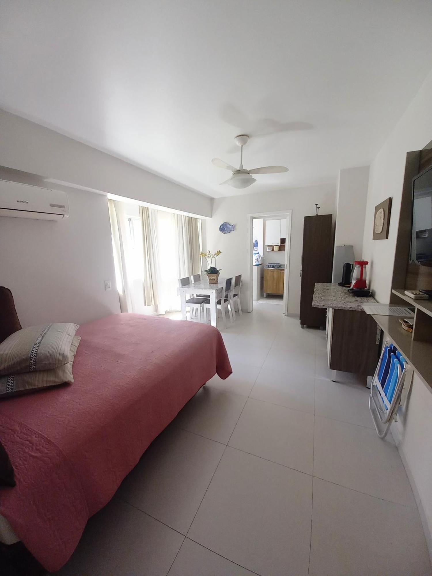 Apto 1 Em Bc, Vista Mar, Ar Condicionado Split No E Na Sala * Balneario Camboriu