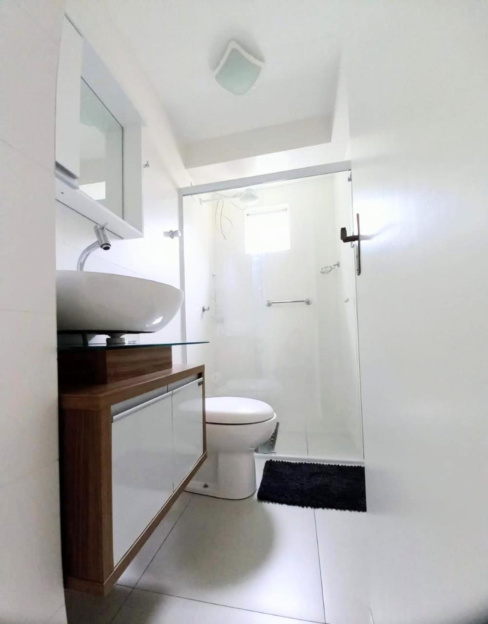 Apto 1 Em Bc, Vista Mar, Ar Condicionado Split No E Na Sala Apartment *