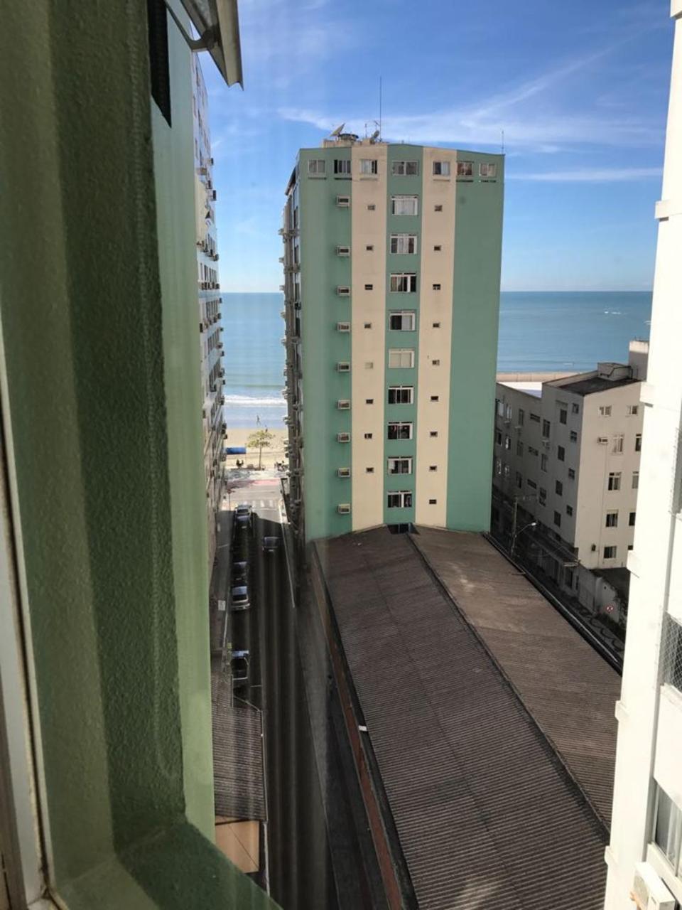 Apto 1 Em Bc, Vista Mar, Ar Condicionado Split No E Na Sala